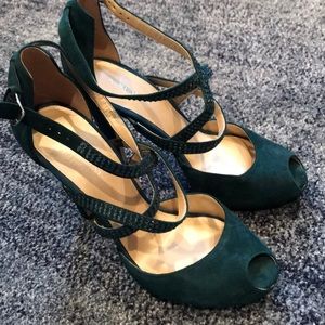 New suede emerald high heels shoes embellished